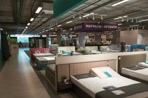 Фирменный магазин «КОРОНА», просп. Будённого, 27, корп. 1. ТЦ «Мёбельбург»